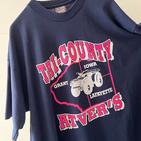 90's Fruits of the loom Print Tee (made in usa)
