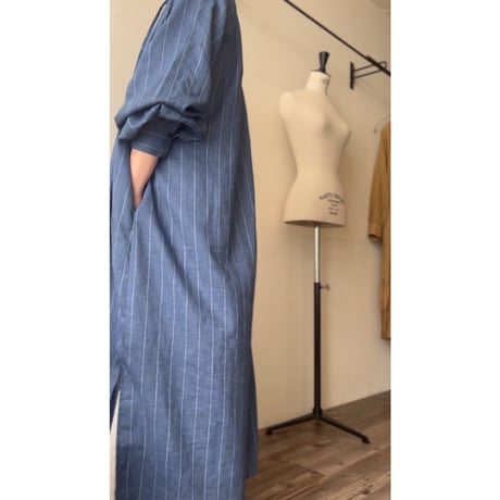 【即納品】スキッパーギャザードレス/アッシュブルー