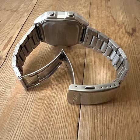 CASIO " World Time " Digital Dial Quartz Watch
