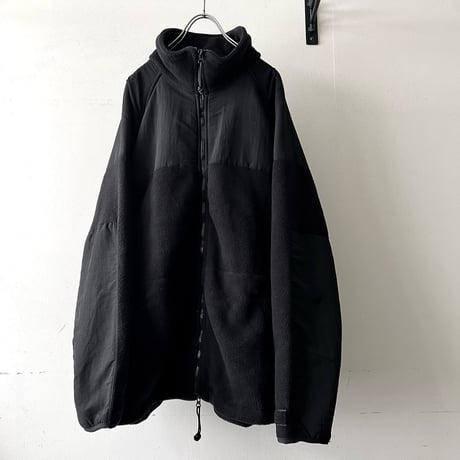 US ARMY ECWCS GEN2 POLARTEC FLEECE JKT(size XL)