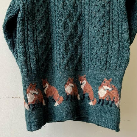 Old Acorn Fox Pattern Aran Knit Design Dress