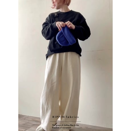 ルーズシルエットパンツ