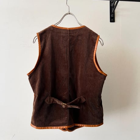 Leather Piping Design Corduroy Vest