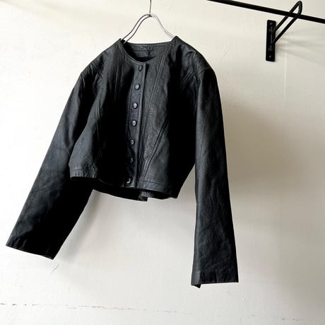 Vintage No Collar Design Short Leather JKT