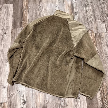 US ARMY ECWCS GEN3 LEVEL3 POLARTEC FLEECE JKT(size L)