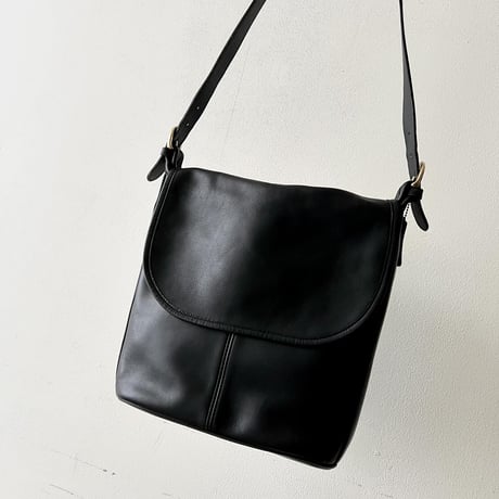 90's Old Coach Flap Shoulder Bag (made in USA)