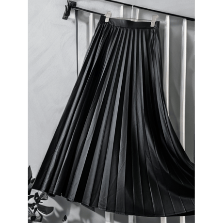 Black Color Fake Leather Long Pleats Skirt