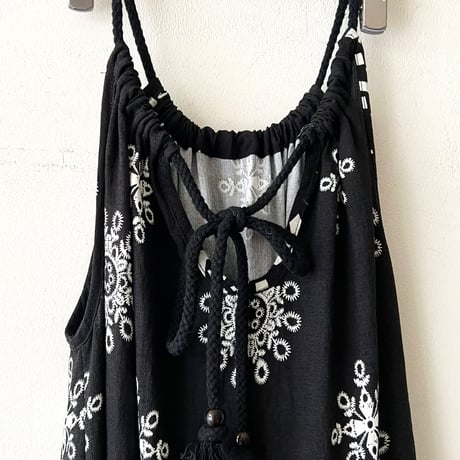 Floral Medallion Pattern Maxi Halterneck Dress