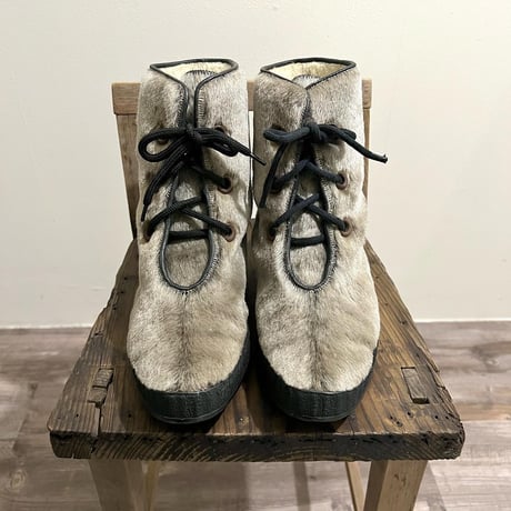 Vintage Lace up Eskimo Boots