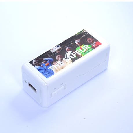 THE SAPEUR モバイルバッテリー電池式