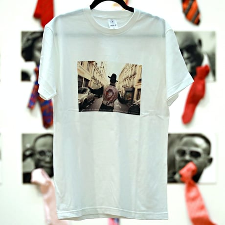 Unisex T-Shirt / W04（PARIS SAPEUR ROBY-02 ボディカラー＝白、黒）