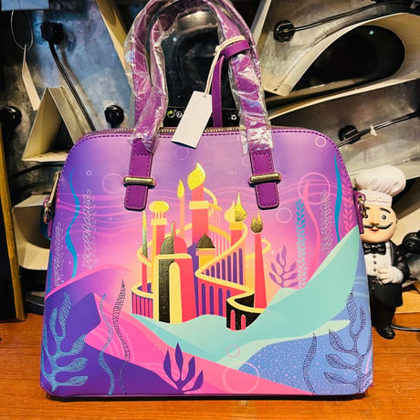 【USA直輸入】DISNEY　リトルマーメイド　キャッスル　ショルダーバッグ　ディズニー　ディズニーランド　ラウンジフライ　 Loungefly　肩掛け バッグ　キャッスル　シリーズ　アリエル