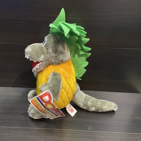 【USA直輸入】Dole ドール　ジュース　pineanimal　ピネオサウルス　ぬいぐるみ　プラッシュ　パイナップル が大好き　アドバタイジング　アド