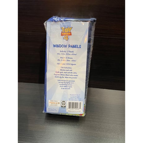 【USA直輸入】DISNEY PIXAR　トイストーリー 4　カーテン　子供部屋　ウッディ Woody　Toy Story 　ディズニー　ピクサー　107㎝-160㎝