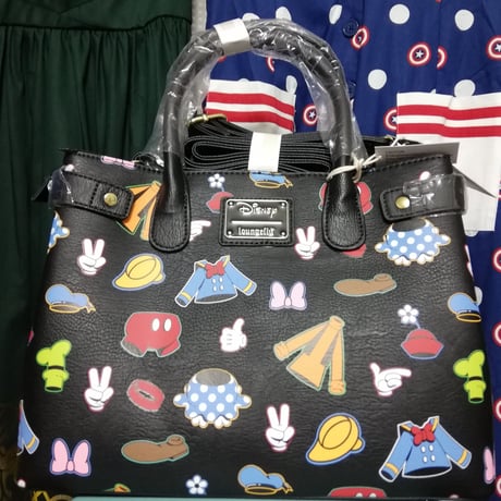 【USA直輸入】DISNEY　 ショルダー　バッグ　ようふく　パターン　　クロスボディーバッグ　ディズニー　バッグ　ラウンジフライ　loungefly　ミッキー　ミニー　グーフィー