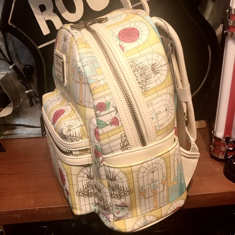 【USA直輸入】DISNEY　美女と野獣　ステンドグラス　窓　バックパック　リュック　ディズニー　ラウンジフライ　loungefly 　ベル　プリンセス　ビースト
