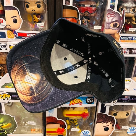 【USA直輸入】MARVEL　ドクターストレンジ　ロゴ　キャップ 39Thirty Fitted　ニューエラ　NEWERA　ベースボールキャップ　帽子　マーベル　サンクタム　カンバーバッチ　アガモット