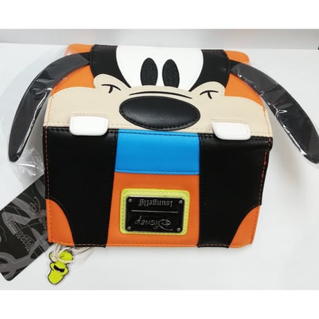 【ＵＳＡ直輸入】 DISNEY　グーフィー　顔アップ　折りたたみ 長財布　 ラウンジフライ　LOUNGEFLY　財布　サイフ　ウォレット　カードケース　ディズニー　GOOFY