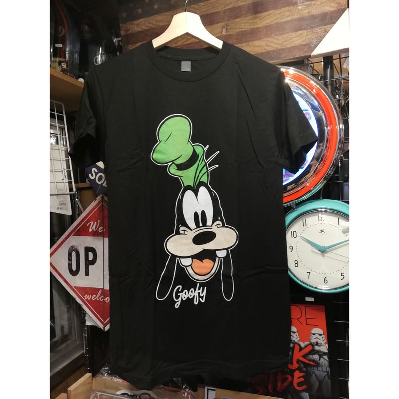 USA直輸入】DISNEY グーフィー ビッグフェイス Ｔシャツ 黒地 Ｓサイズ