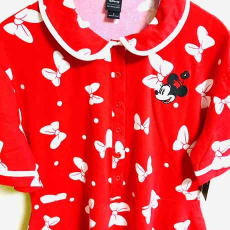 【USA直輸入】DISNEY　ミニーマウス　リボン 総柄　赤色 ワンピース　ディズニー　Dハロ　ディズニーランド　アパレル　スカート　ミッキーマウス　ミニーちゃん