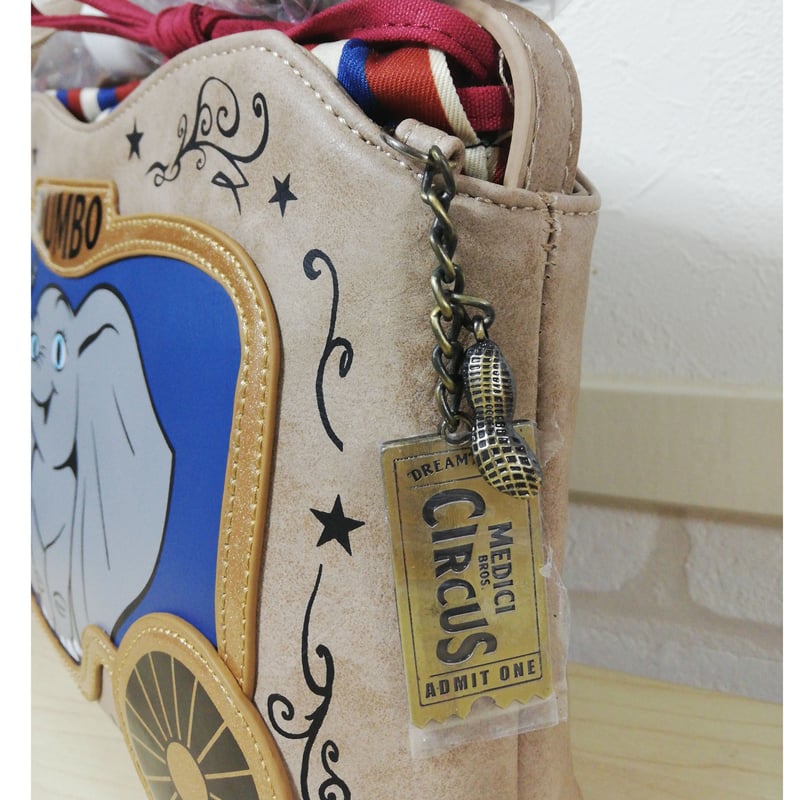 USA直輸入】DISNEY ダンボ サーカス ショルダーバッグ USA直輸入】DISNEY ダンボ サーカス ショルダーバッグ