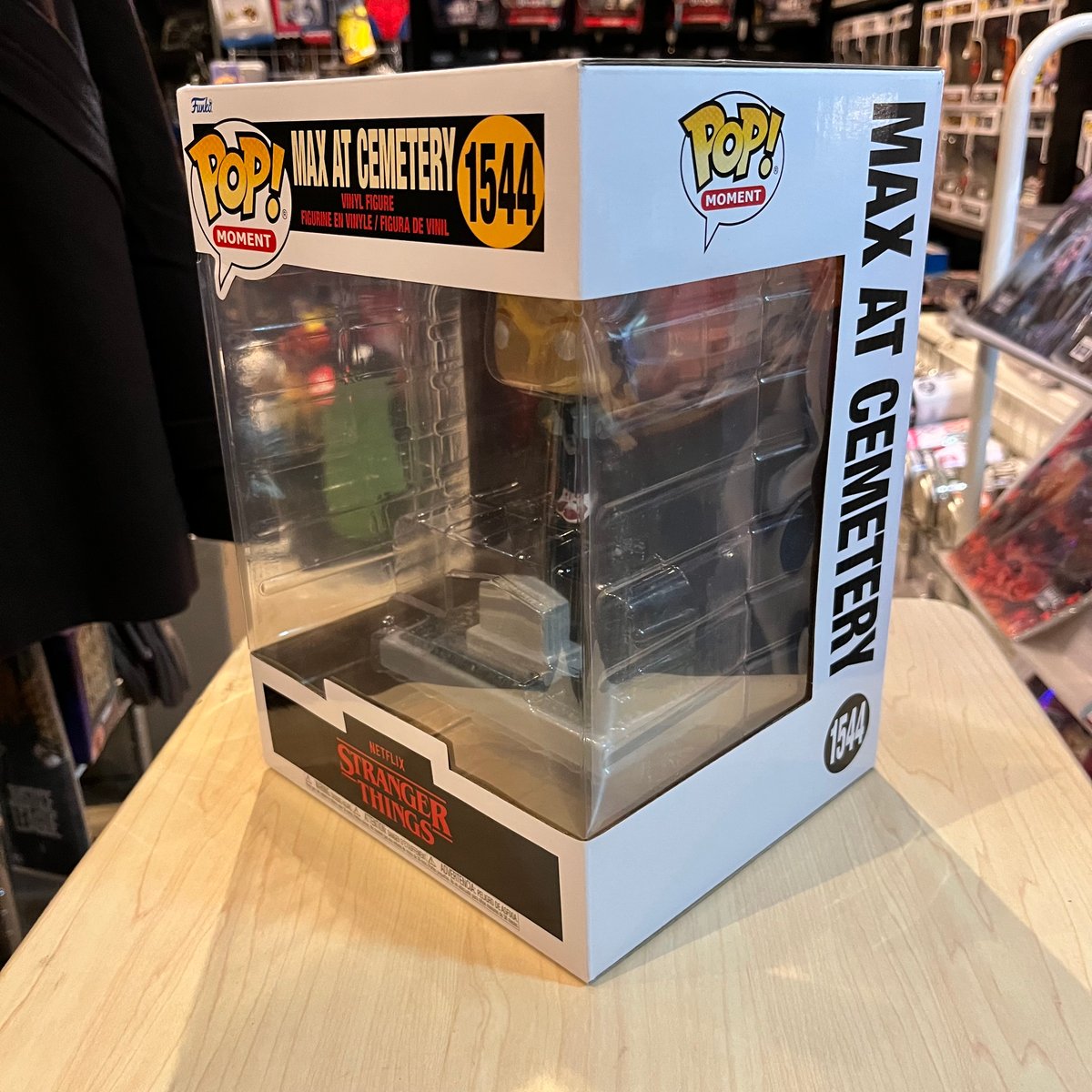 廃盤レアFUNKO POP! ストレンジャーシングス　マックス　S3版 Amazon.co.jp: FUNKO POP! TELEVISION: Stranger Things - Max