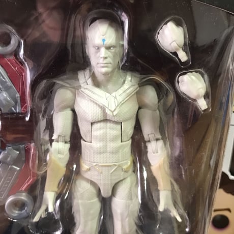 【USA直輸入】 MARVEL　ヴィジョン　ワンダヴィジョン　６インチ　アクションフィギュア　レジェンド 　マーベル　　海外ドラマ 　wandavision