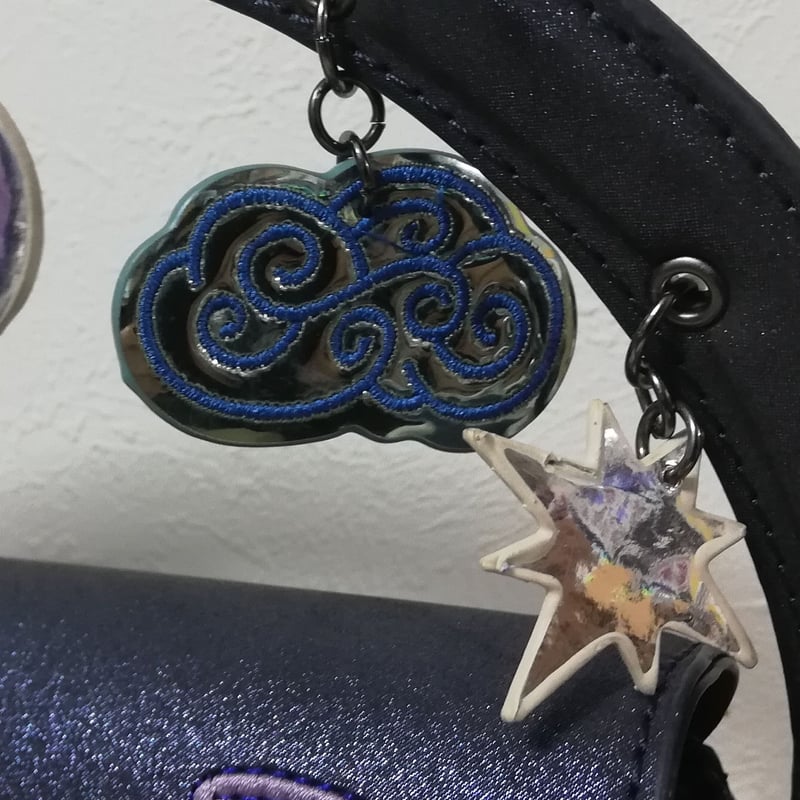 USA直輸入】DISNEY アラジン ジャスミン 空飛ぶじゅうたん USA直輸入】DISNEY アラジン ジャスミン 空飛ぶじゅうたん