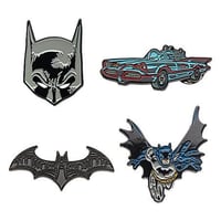 【USA直輸入】DC　バットマン 　ピンズ　4個セット　　ロゴ＆マスク ＆ 全身 ＆ バットモービル　DCコミックス　ピンバッジ　マーク　ジャスティスリーグ