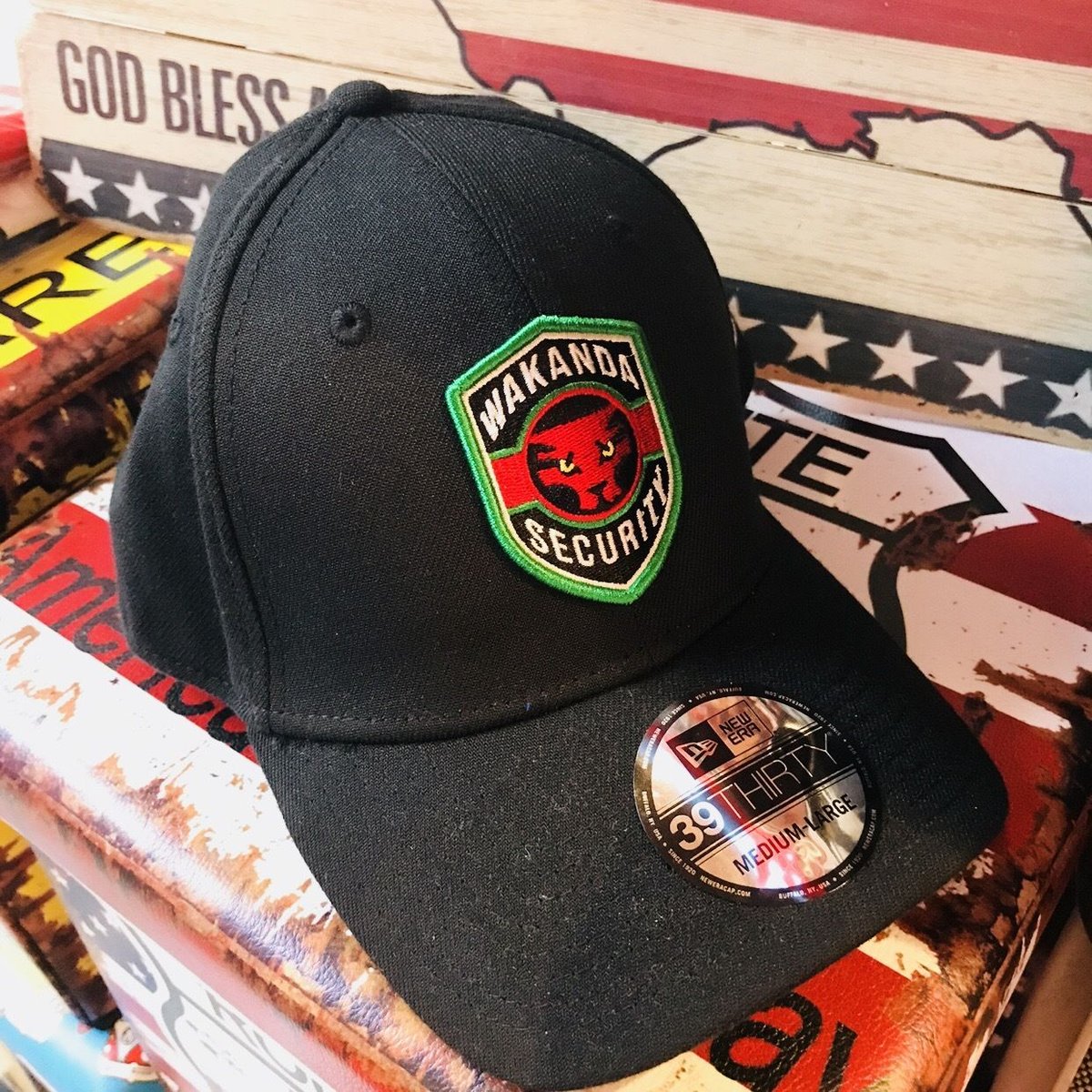 MARVEL ブラックパンサー ベースボールキャップ　BioWorld 未使用 ニューエラ キャップ 9FIFTY マーベルコミックス ブラック