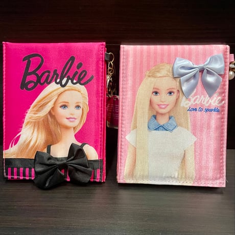 バービー Barbie　鏡　ミラー　二種類　フューシャピンク　ライトピンク　ドール　人形　コスメ