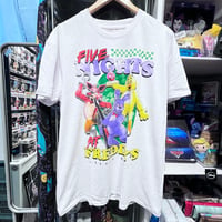 【USA直輸入】　GAME　ファイブナイツアットフレディーズ　レッツ　イート　Tシャツ　ゲーム　ホラー　フナフ　FNAF　ファイブナイツ　フレディーズ　フレディー　フォクシー　チカ　ボニー