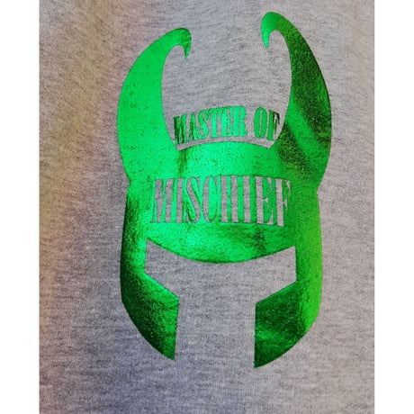 【USA直輸入】MARVEL　ロキ　“Master of Mischief”　ヘルメット　ジョガーパンツ 　マーベル　マイティ　ソー　THOR　LOKI　アベンジャーズ　ズボン　ジャージー