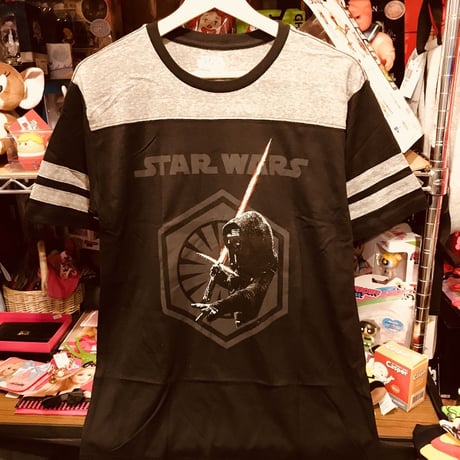 【USA直輸入】STARWARS　カイロレン　ニューオーダー　アスレチック　Tシャツ　スターウォーズ