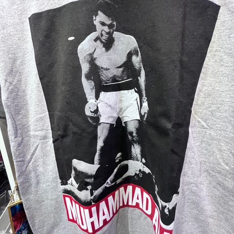 【USA直輸入】　ボクシング　モハメド　アリ　Tシャツ　Mサイズ　ボクサー　プロボクシング　BOXING　蝶のように舞い　蜂のように刺す