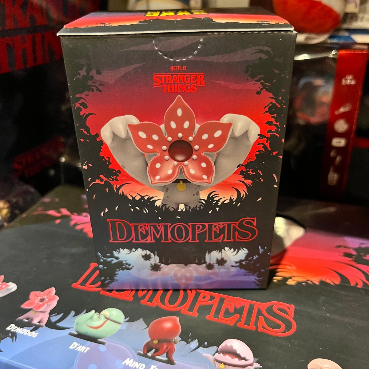 USA直輸入】 NETFLIX ストレンジャーシングス デモペット フィギュア