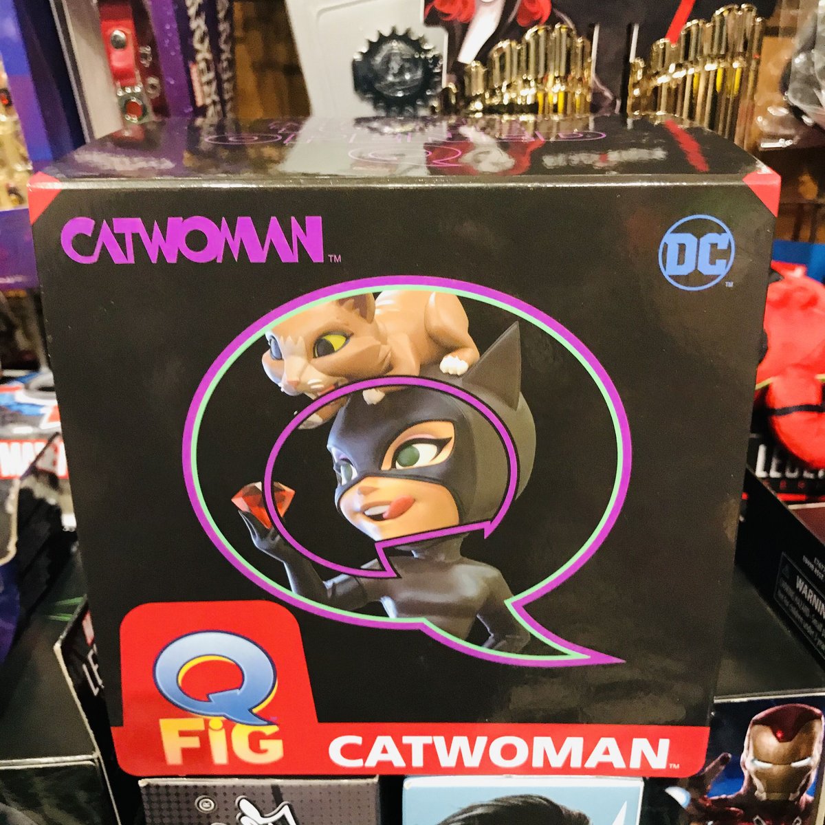USA直輸入】 DCコミックス キャットウーマン Q-FiG Elite
