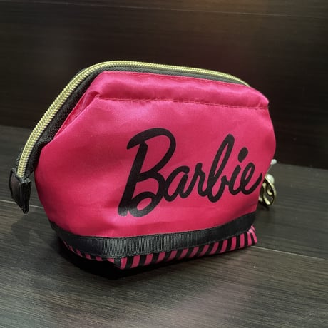 バービー Barbie　メイク ポーチ　二種類　フューシャピンク　ライトピンク　ドール　人形　コスメ