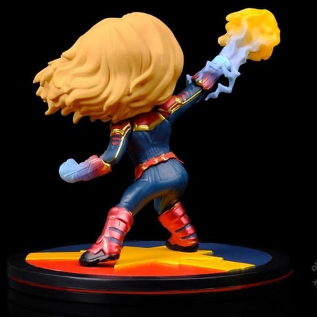 【USA直輸入】MARVEL　キャプテンマーベル　Q-FiG　Captain Marvel　コンタムメカニック　フィギュア　キャプテン　マーベル 　アベンジャーズ