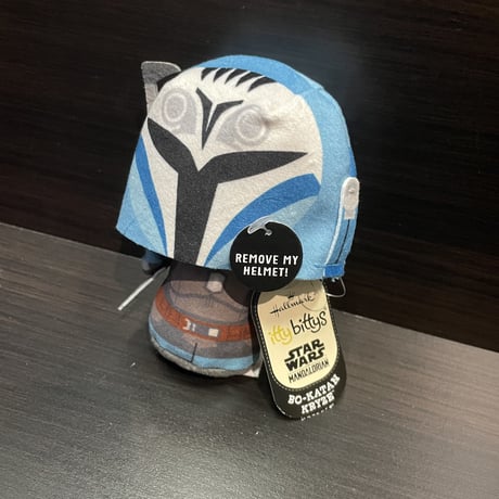 【USA直輸入】スターウォーズ　マンダロリアン　ボ・カターン　クライズ　ぬいぐるみ　ittybittys　約10ｃｍ　hallmark　STAR WARS  ヘルメット着脱　ボカターン