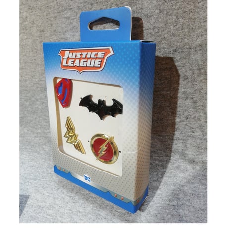 【USA直輸入】DC　ジャスティスリーグ　スーパーマン ＆ バットマン ＆ ワンダーウーマン ＆ フラッシュ 　ロゴ　エナメル　ラペル ピン　4個セット　ピンズ　DCコミックス　ピンバッジ　マーク