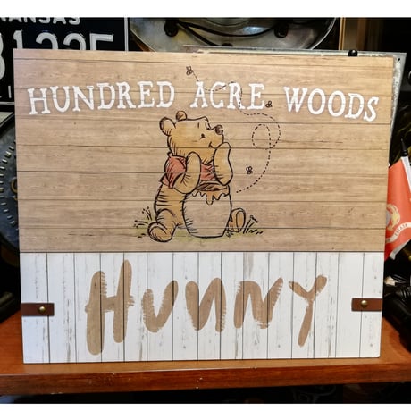 【USA直輸入】DISNEY　クマのプーさん　100エーカーの森　HUNNY　木製　ウォールアート　インテリア　ディズニー　壁掛け　ポスター　看板
