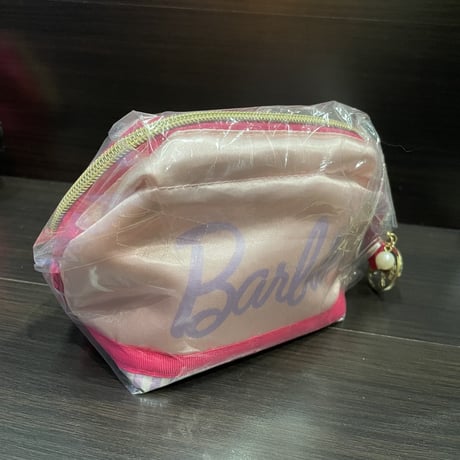 バービー Barbie　メイク ポーチ　二種類　フューシャピンク　ライトピンク　ドール　人形　コスメ
