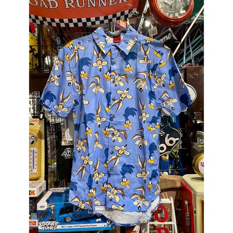 【USA直輸入】LOONEY TUNES　ルーニーチューンズ　ワイリーコヨーテ　ロードランナー　シャツ　コヨーテ　ルーニー　ローラン　Wile.e.Coyote Lode Runner　ワーナー