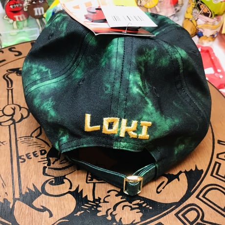 【USA直輸入】MARVEL ロキ　タイダイ　キャップ　　ダッド キャップ　帽子　ハット　アジャスター付き　マーベル　LOKI 　マイティ　ソー