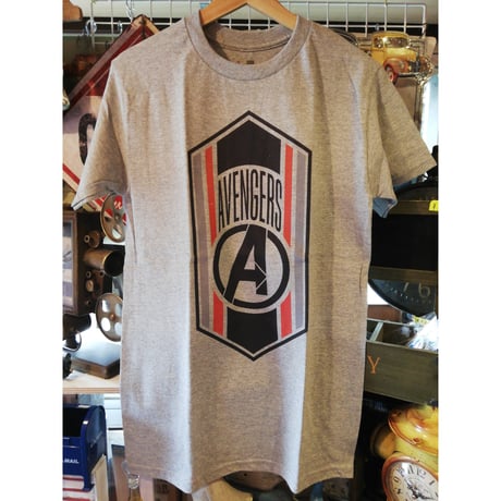 【USA直輸入】MARVEL　アベンジャーズ　エンドゲーム　量子スーツ　バッジ　タグ　ロゴ　Ｔシャツ　マーベル　映画　MCU　チームスーツ