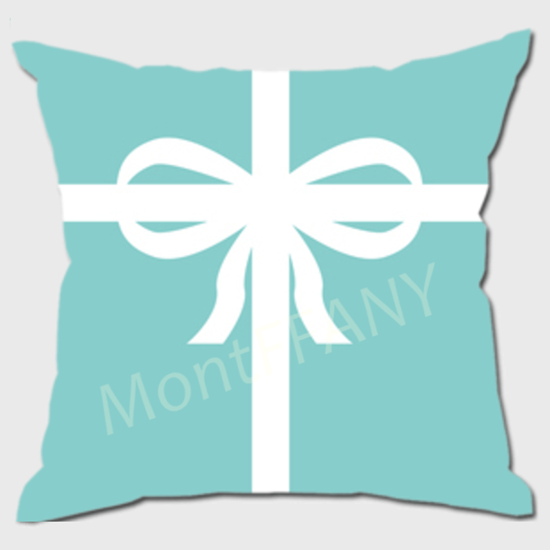 Tiffany Blue Girl/クッション/海外限定品 お名前入れオプション可♡ティファニーブルー！リボンギフトボックス