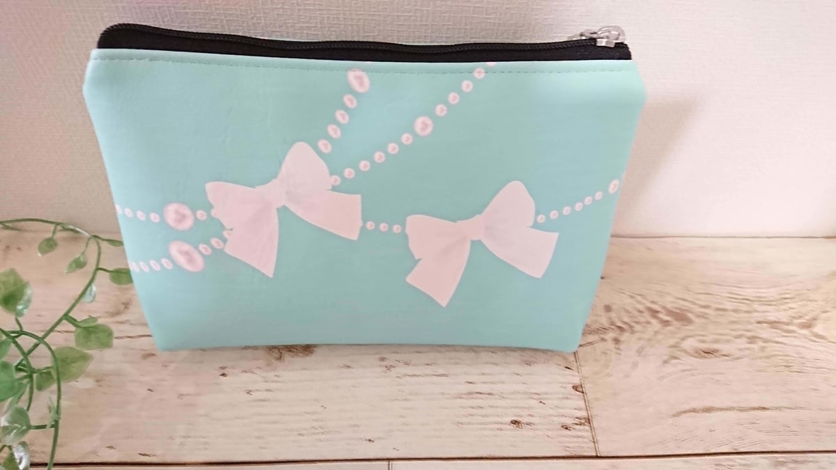 リボンポーチ ロイヤルブルー F リボンパールフラッグポーチ♡ティファニーブルー | MontFFANY