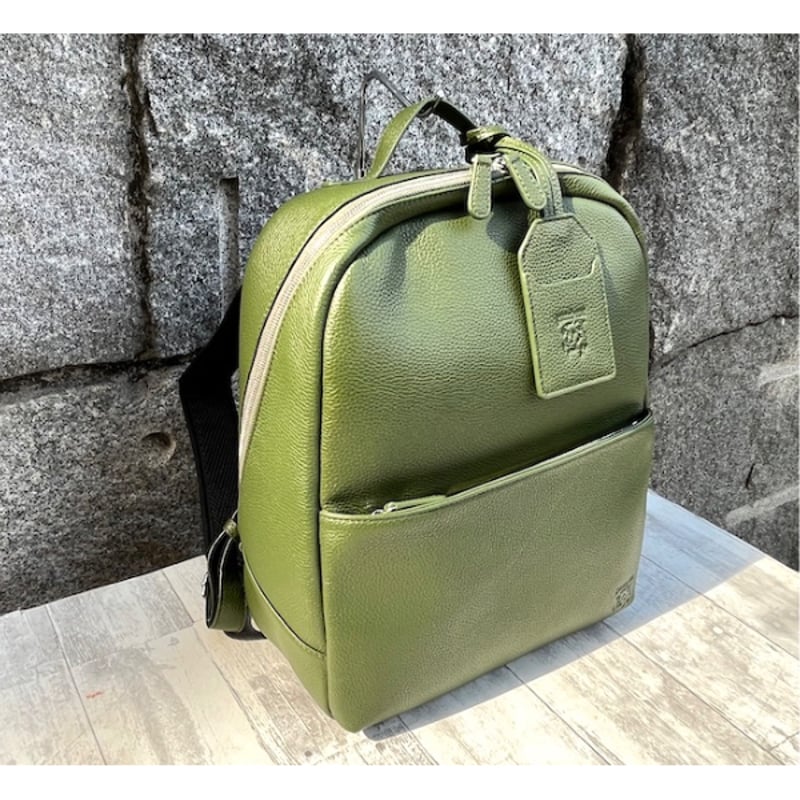 30%OFFSALE> 毎日の通勤通学にピッタリな 牛革リュック(本革 30%OFFSALE> 毎日の通勤通学にピッタリな 牛革リュック(本革