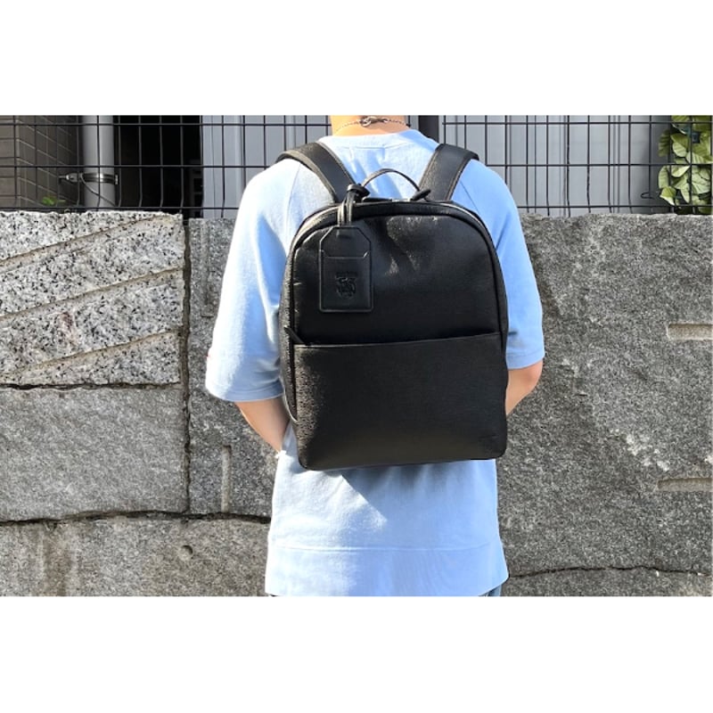 30%OFFSALE> 毎日の通勤通学にピッタリな 牛革リュック(本革 30%OFFSALE> 毎日の通勤通学にピッタリな 牛革リュック(本革